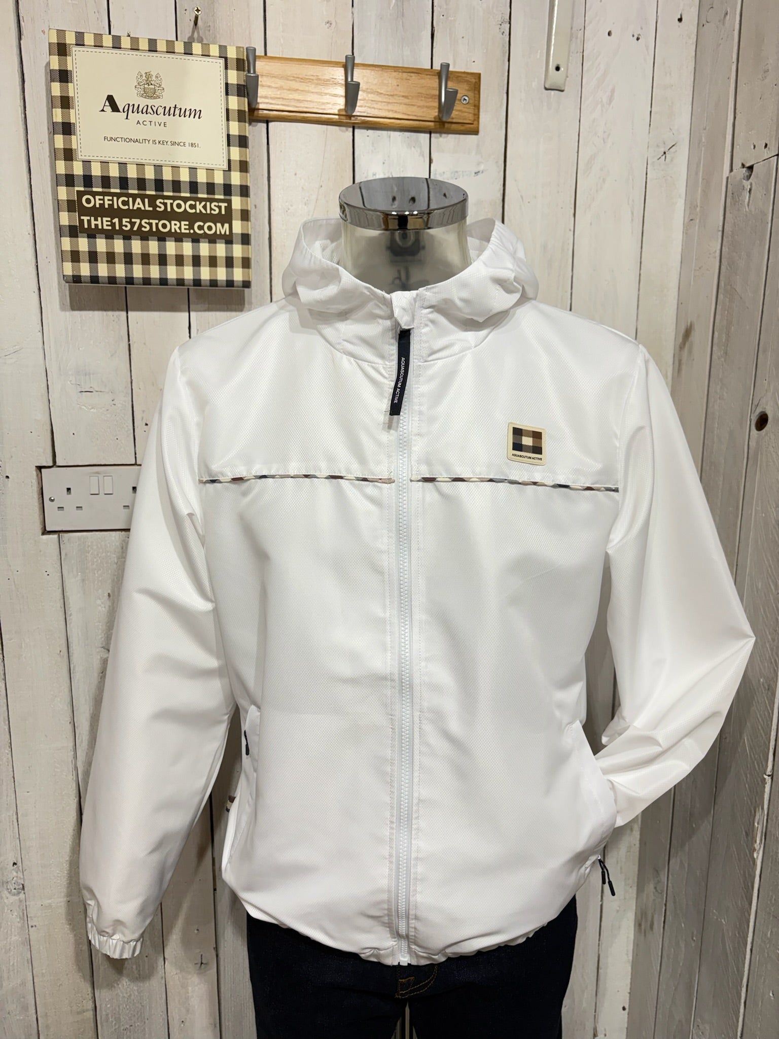 Aquascutum WINTER 26 Diamond Wave Jacket - Optical White