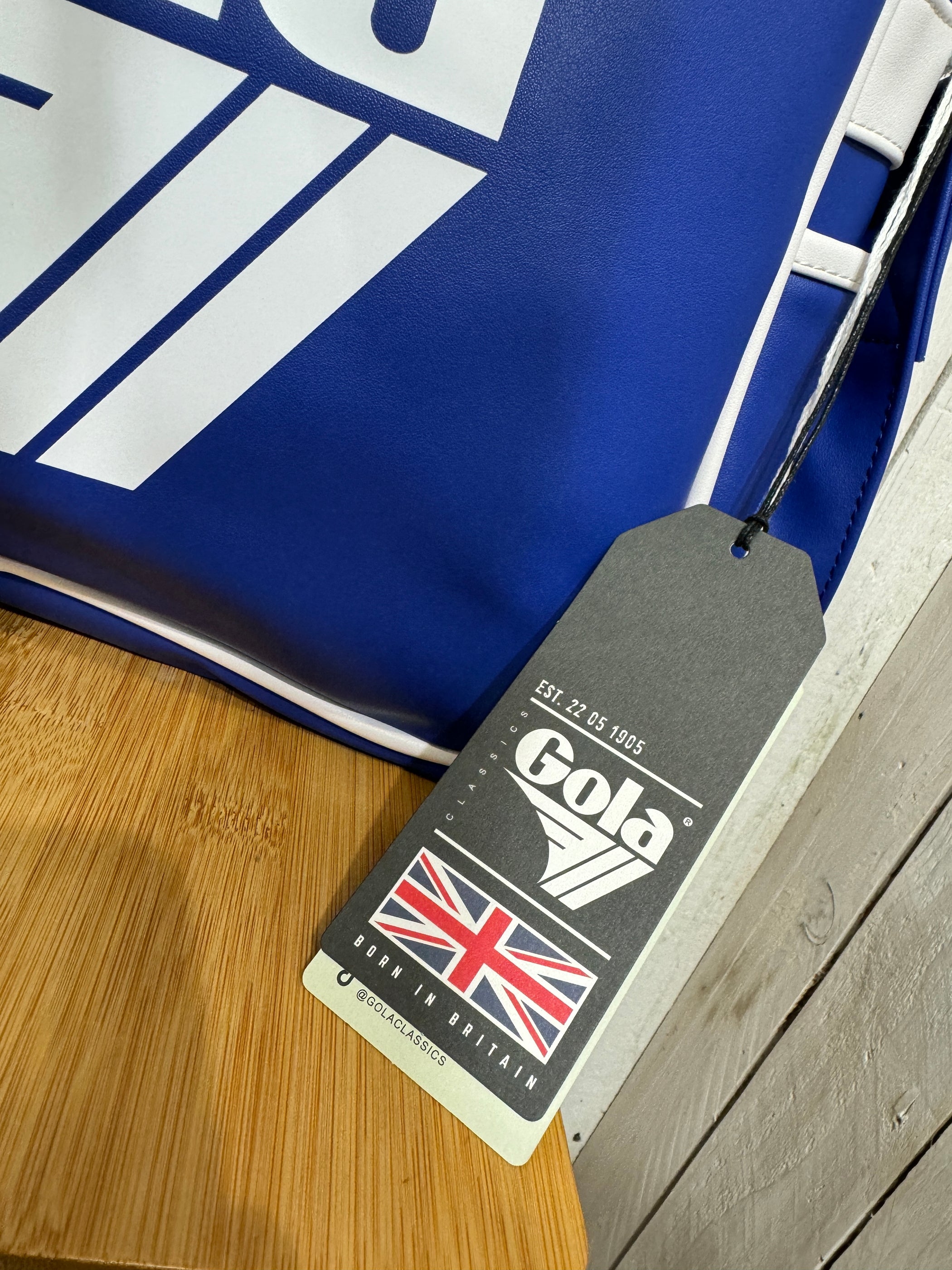 Gola Classics Redford Messenger Bag Reflex Blue The157store Menswear