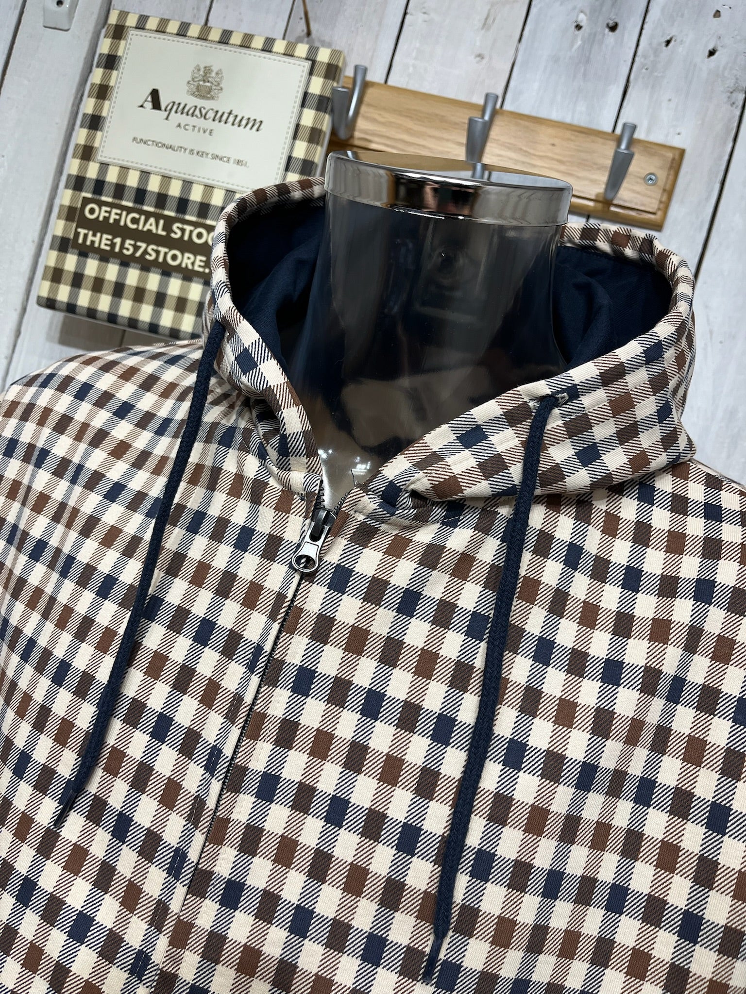 Aquascutum Iconic Full Zip Hoodie - Club Check – The157store Menswear