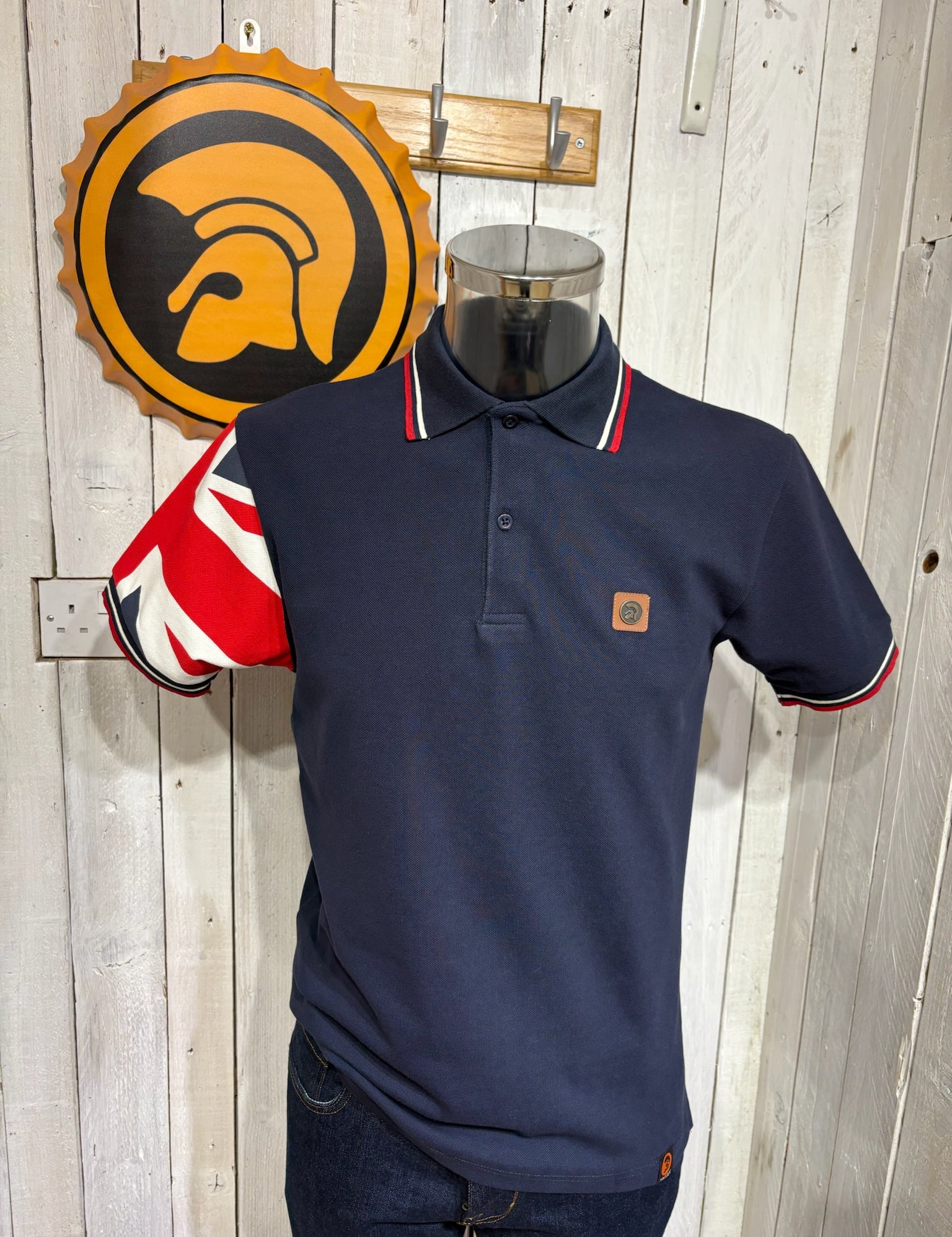 T-shirt à logo avec badge de l'Union Jack Devon |Accessoires officiels Triumph T-shirt à logo avec badge de l'Union Jack Devon |Accessoires officiels Triumph
